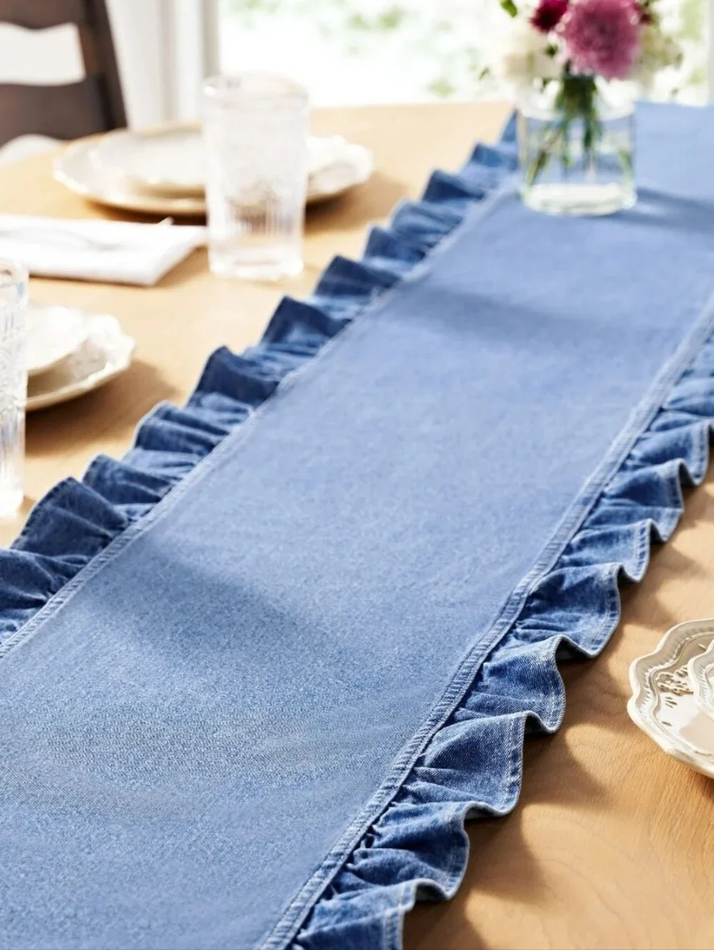 🤎 New The Pioneer Woman Denim Blue Ruffled Table Runner